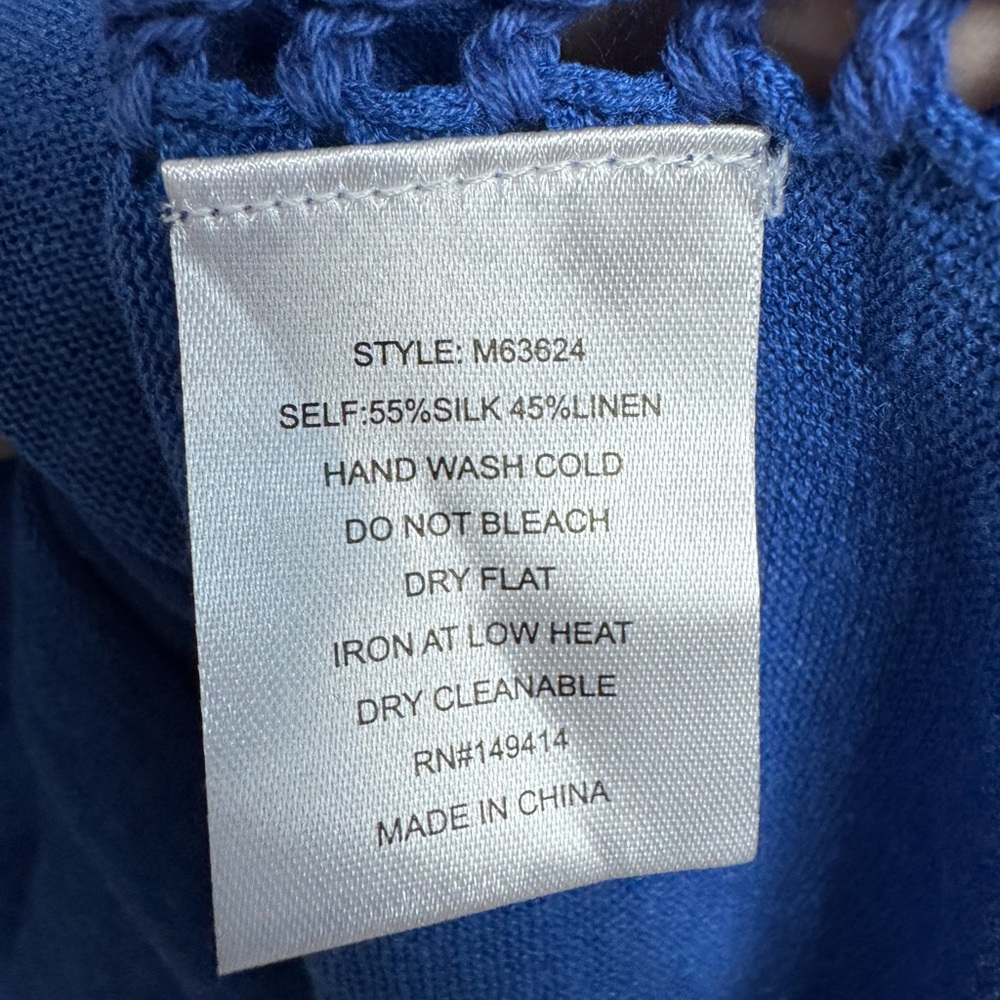 Johnny Was THE LIGHTWEIGHT CLASSIC WHIPSTITCH PULLOVER Silk/ Linen Electric Blue - Picture 13 of 13